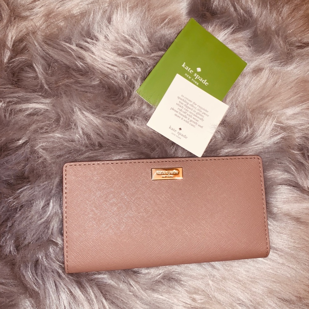 Kate Spade Wallet ♠️